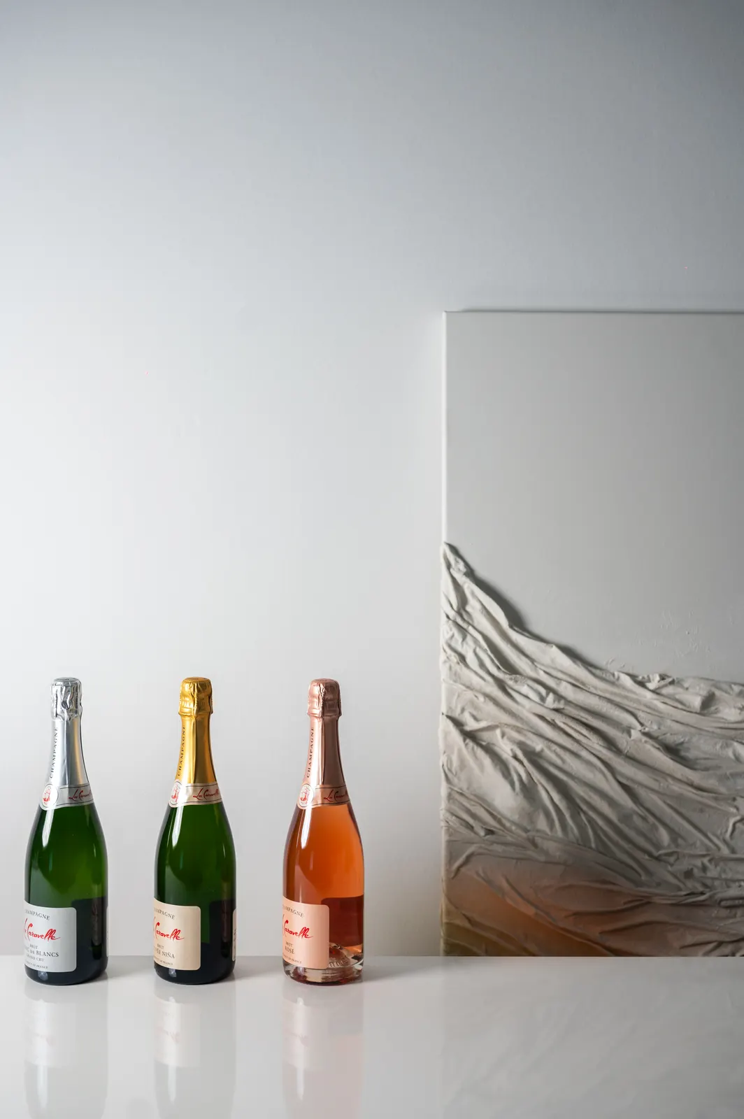 Champagne « La Caravelle »: photograph by Jordan Sapally (4/98)