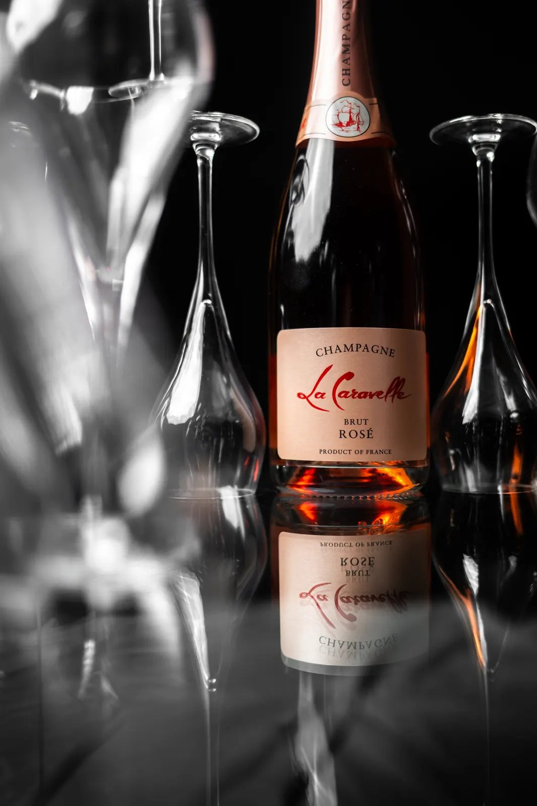 Champagne « La Caravelle »: photograph by Jordan Sapally (43/98)