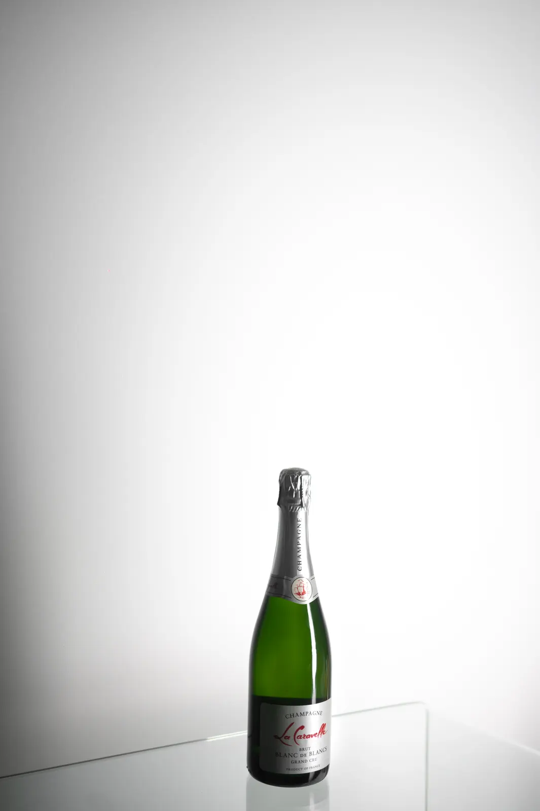 Champagne « La Caravelle »: photograph by Jordan Sapally (49/98)