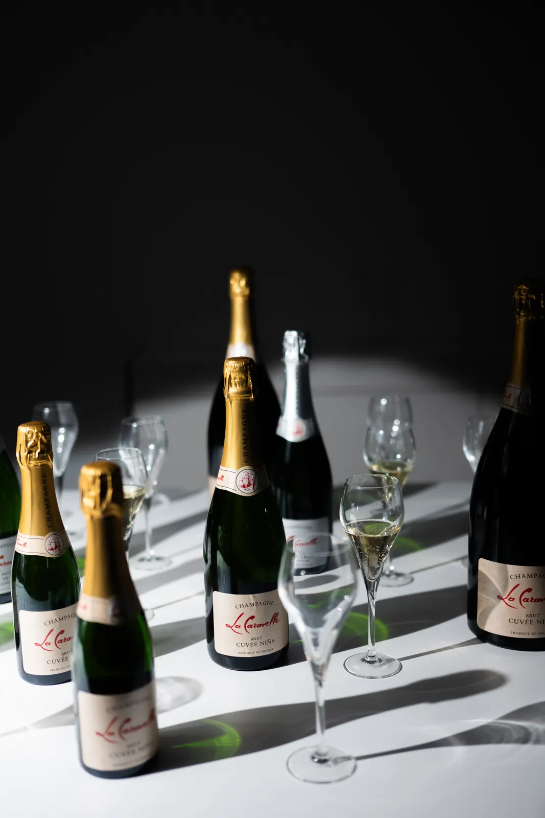 Champagne « La Caravelle »: photograph by Jordan Sapally (86/98)
