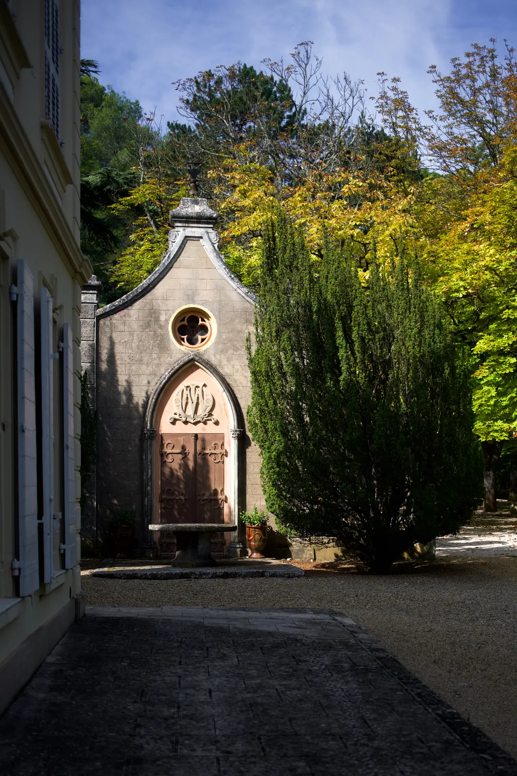 Château Simone: photograph by Jordan Sapally (193/245)