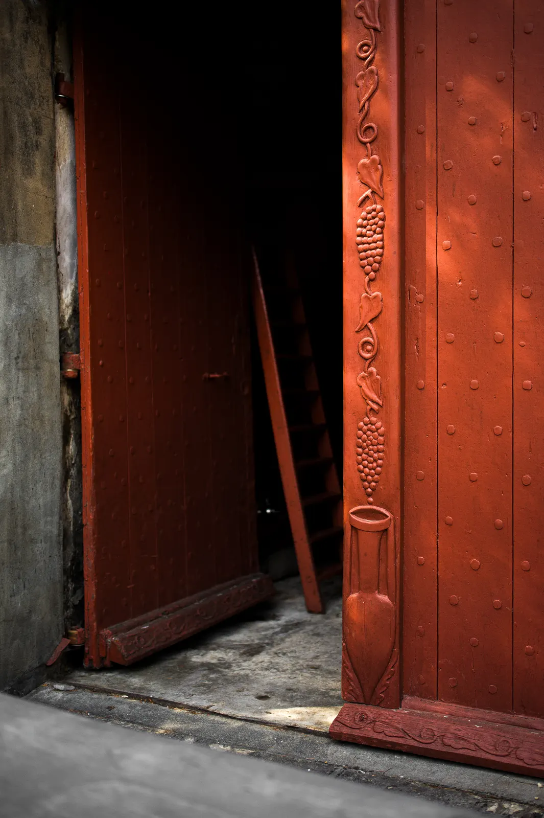 Château Simone: photograph by Jordan Sapally (207/245)