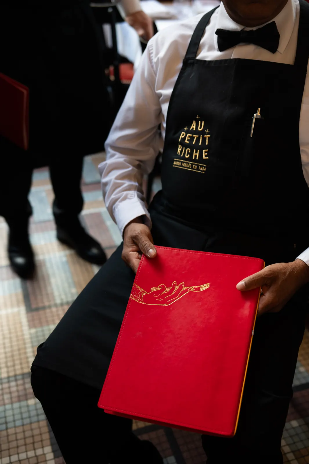 Au Petit Riche, Paris : photographie de Jordan Sapally (68/106)