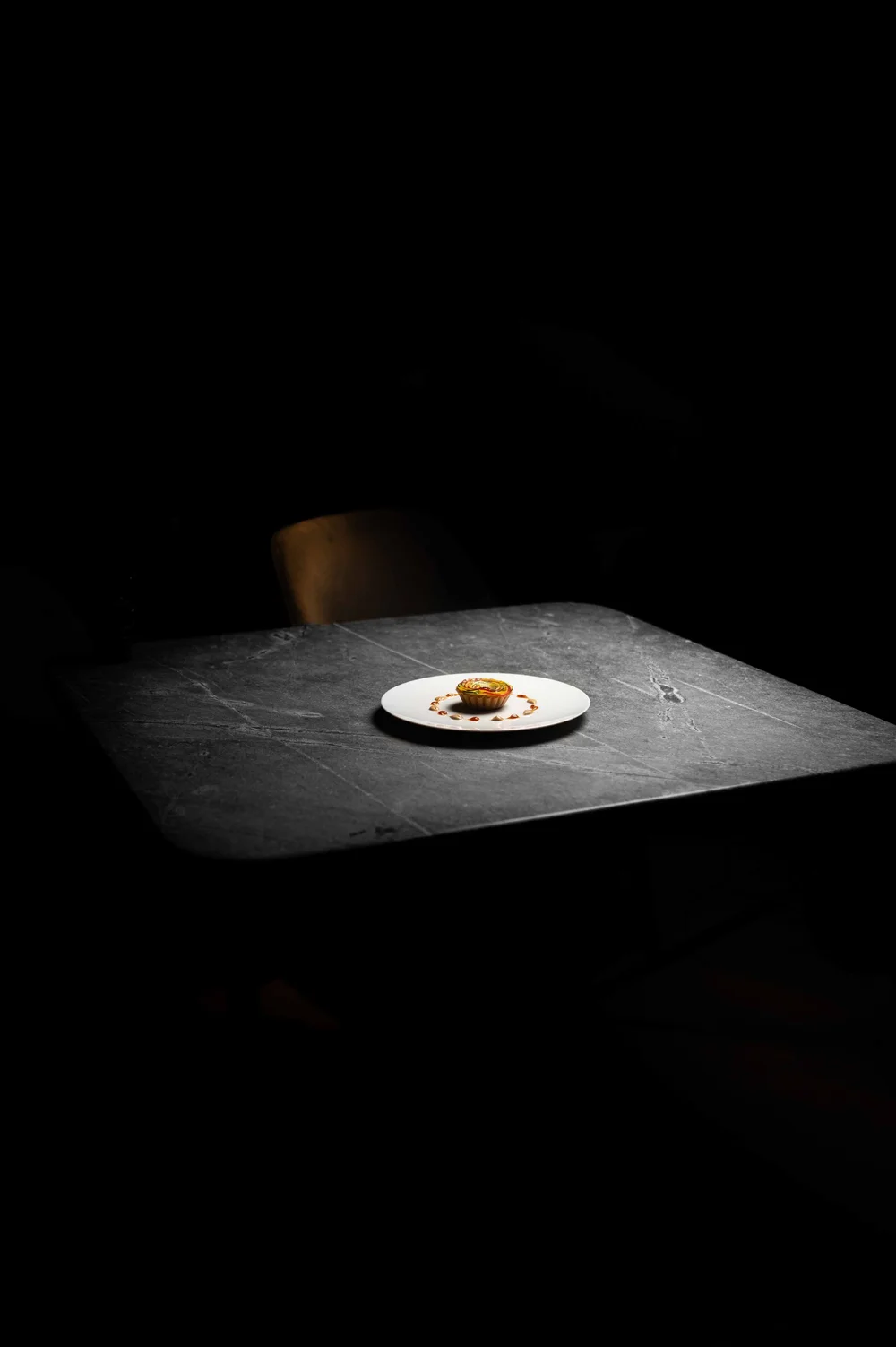 Belon, Hong Kong: photograph by Jordan Sapally (26/123)