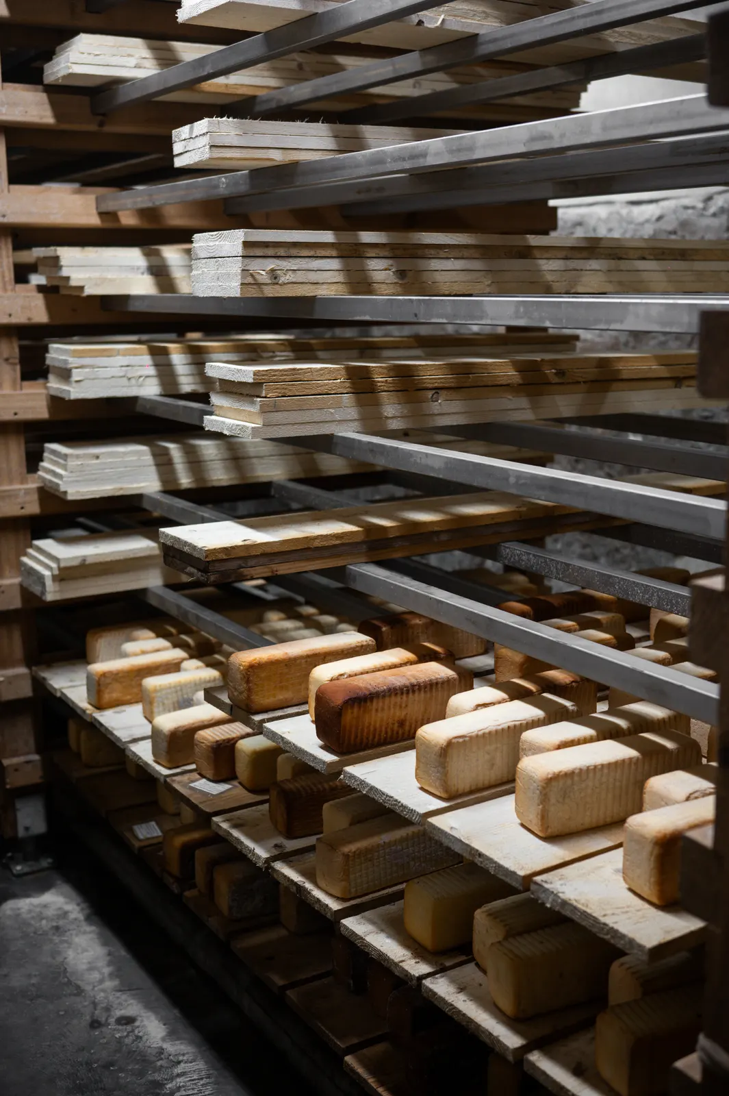 Fromagerie Mons: photograph by Jordan Sapally (34/39)
