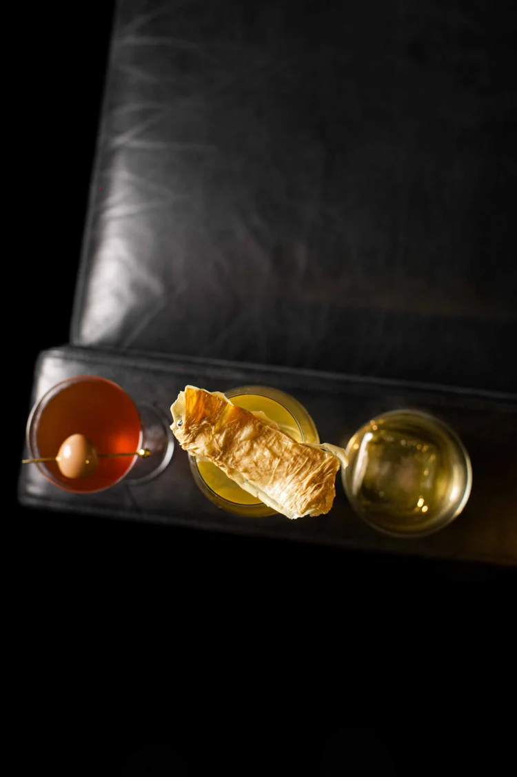 Gold Bar, Tokyo : photographie de Jordan Sapally (10/23)