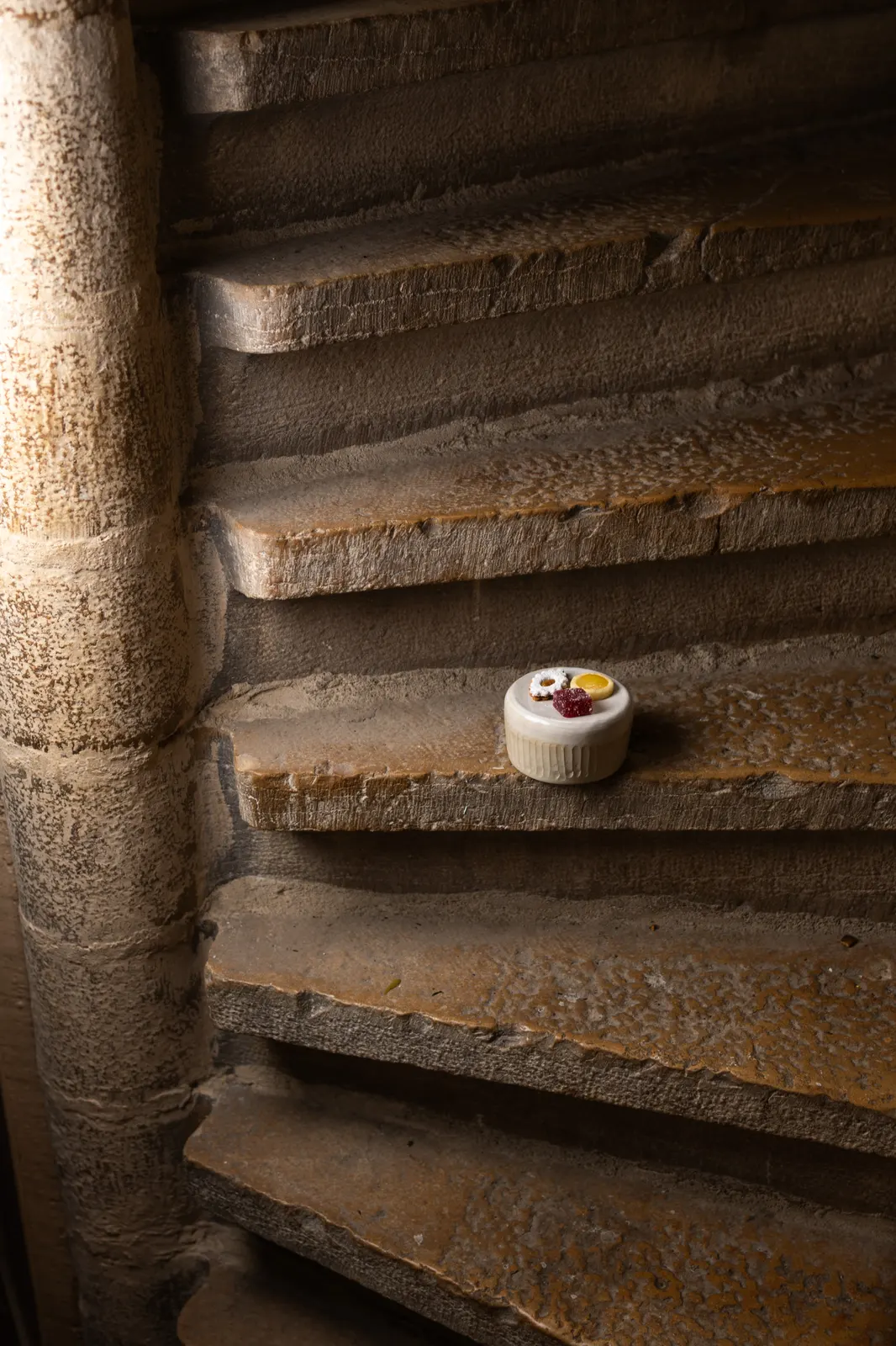 La Maison des Cariatides, Dijon: photograph by Jordan Sapally (74/80)