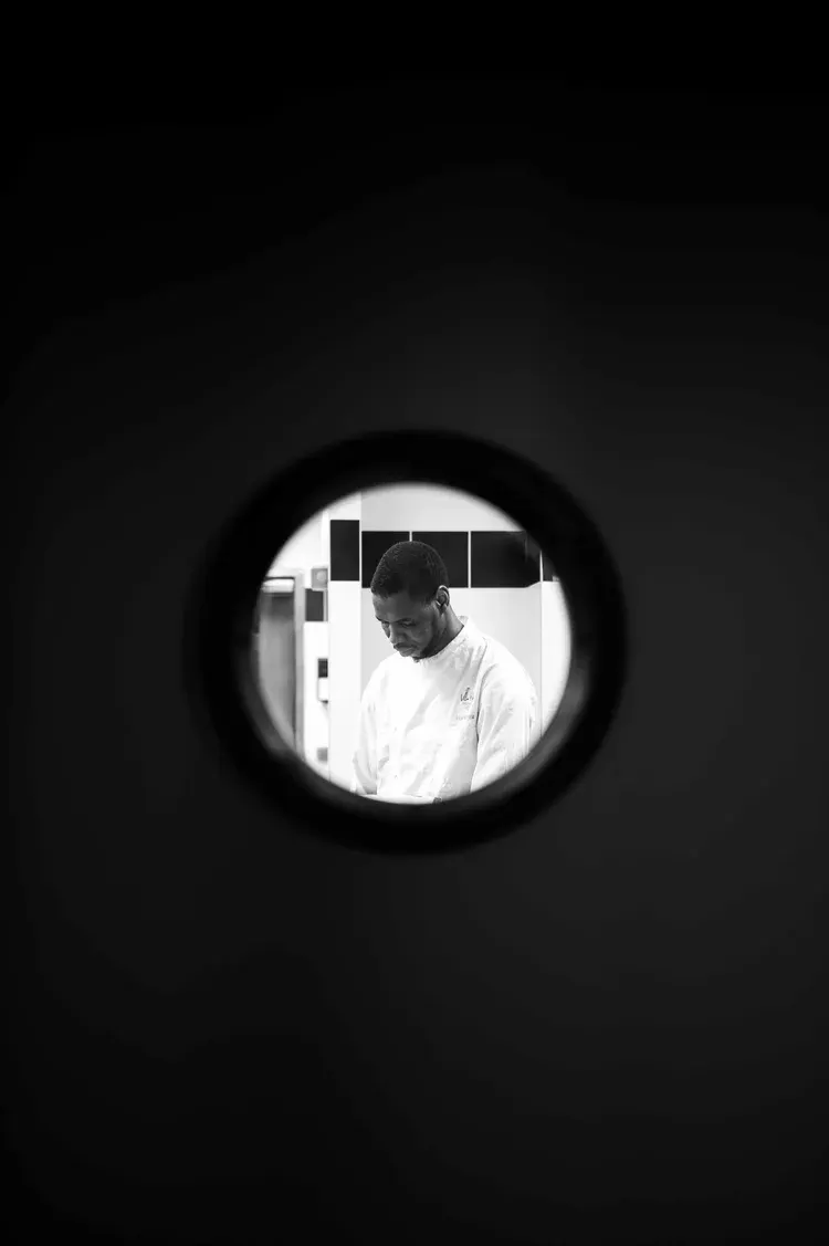 Maison Blanche, Paris : photographie de Jordan Sapally (5/40)