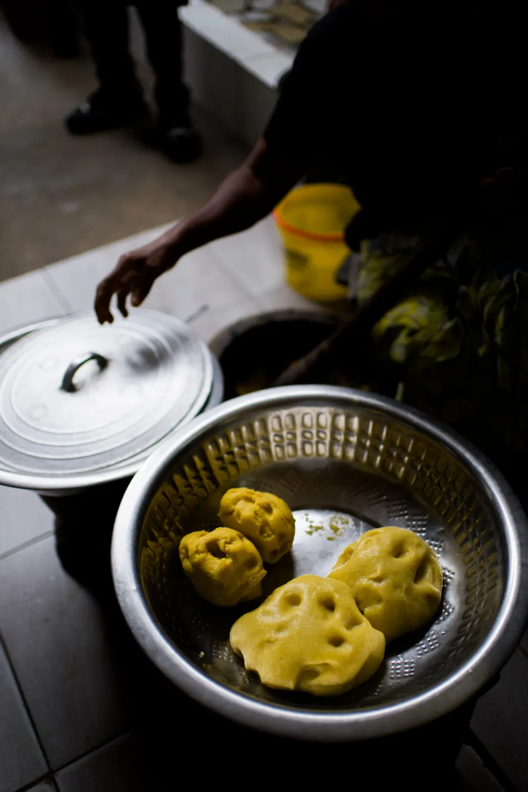 Talier Akan, Abidjan : photographie de Jordan Sapally (27/132)