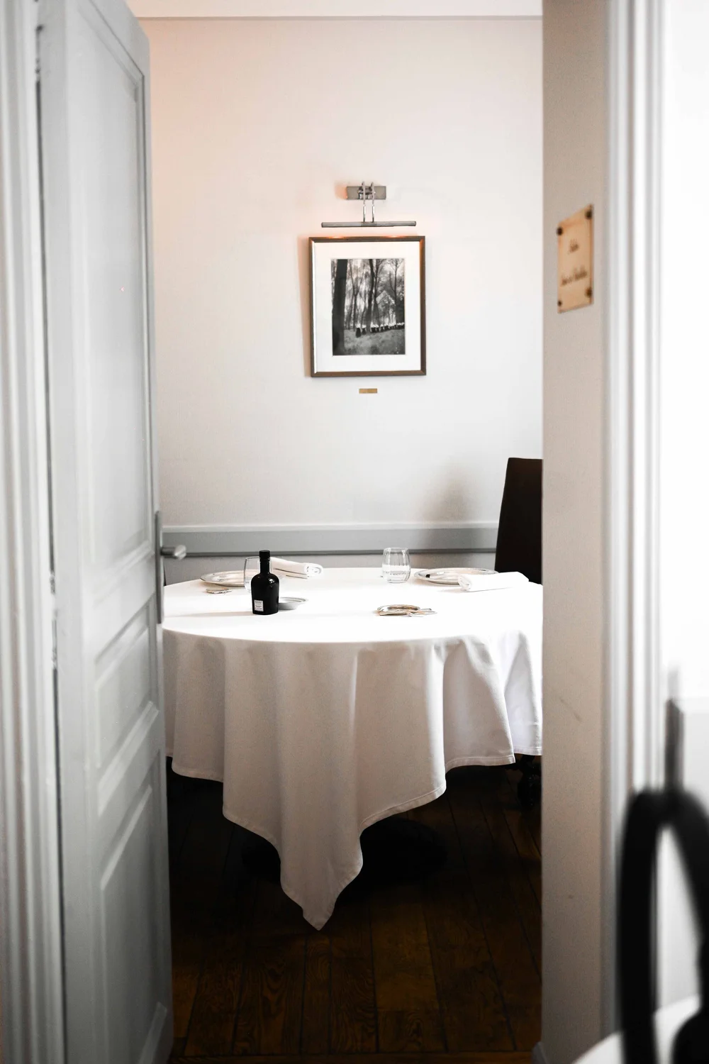 25 ans - Hostellerie de l'Abbaye de la Celle, La Celle: photograph by Jordan Sapally (28/36)