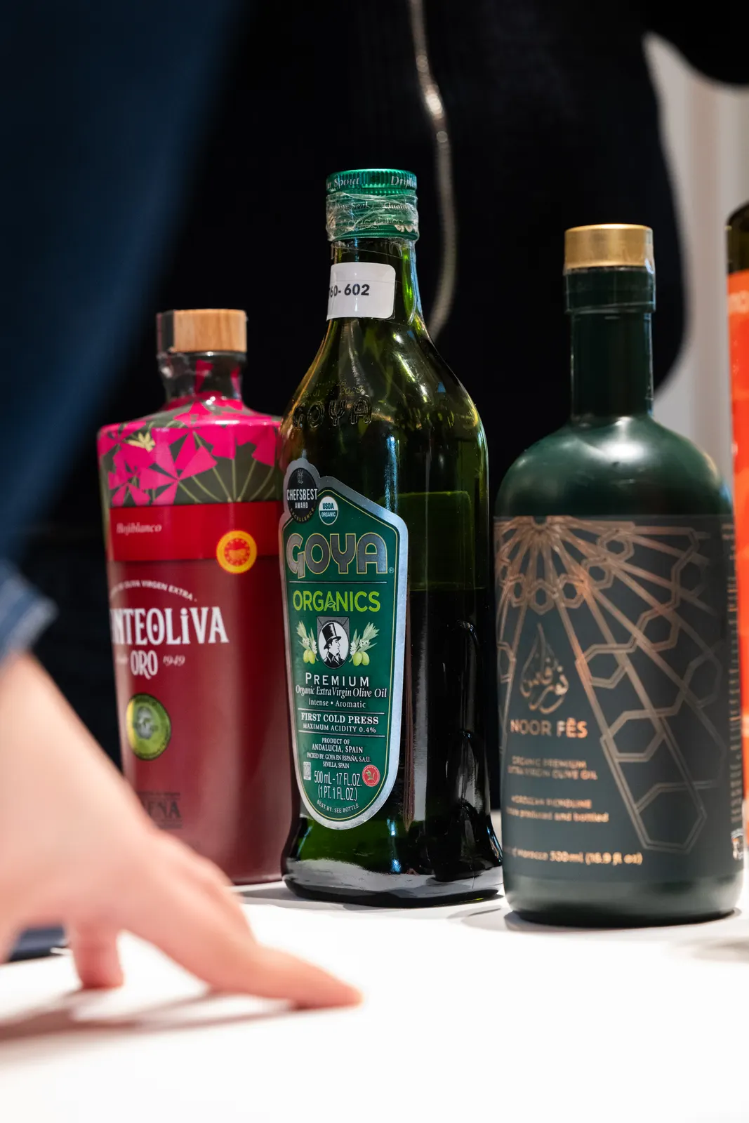 Olio Nuovo - Concours International des Meilleures Huiles d'Olive, Paris : photographie de Jordan Sapally (126/135)
