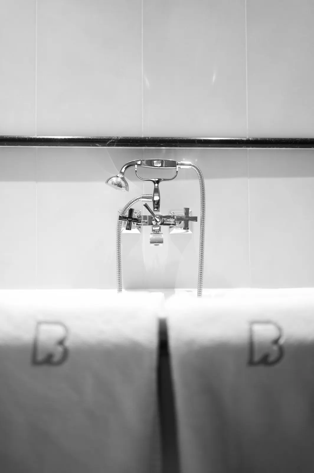 Burgundy, Paris : photographie de Jordan Sapally (26/161)