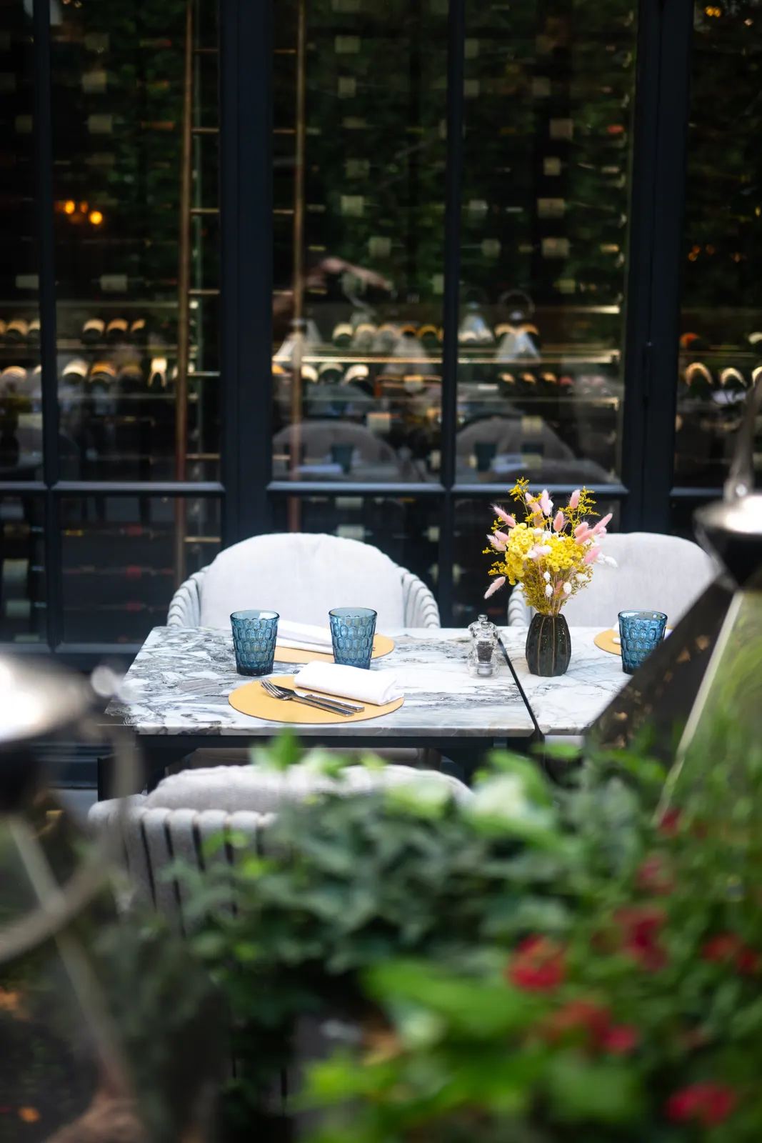 Burgundy, Paris : photographie de Jordan Sapally (73/161)