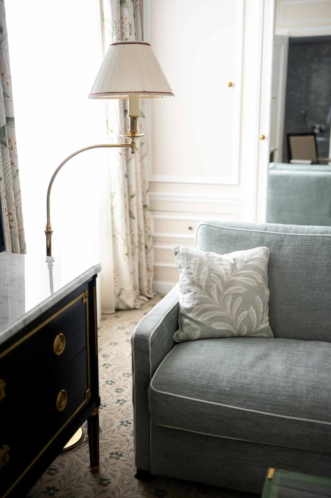 Hôtel San Regis, Paris : photographie de Jordan Sapally (7/92)
