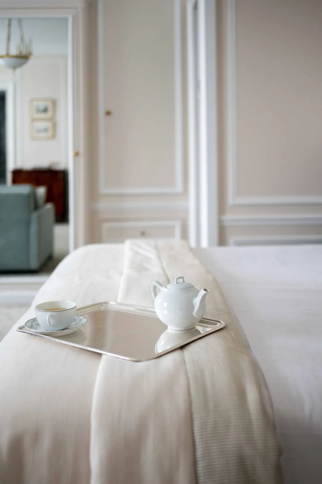 Hôtel San Regis, Paris : photographie de Jordan Sapally (8/92)