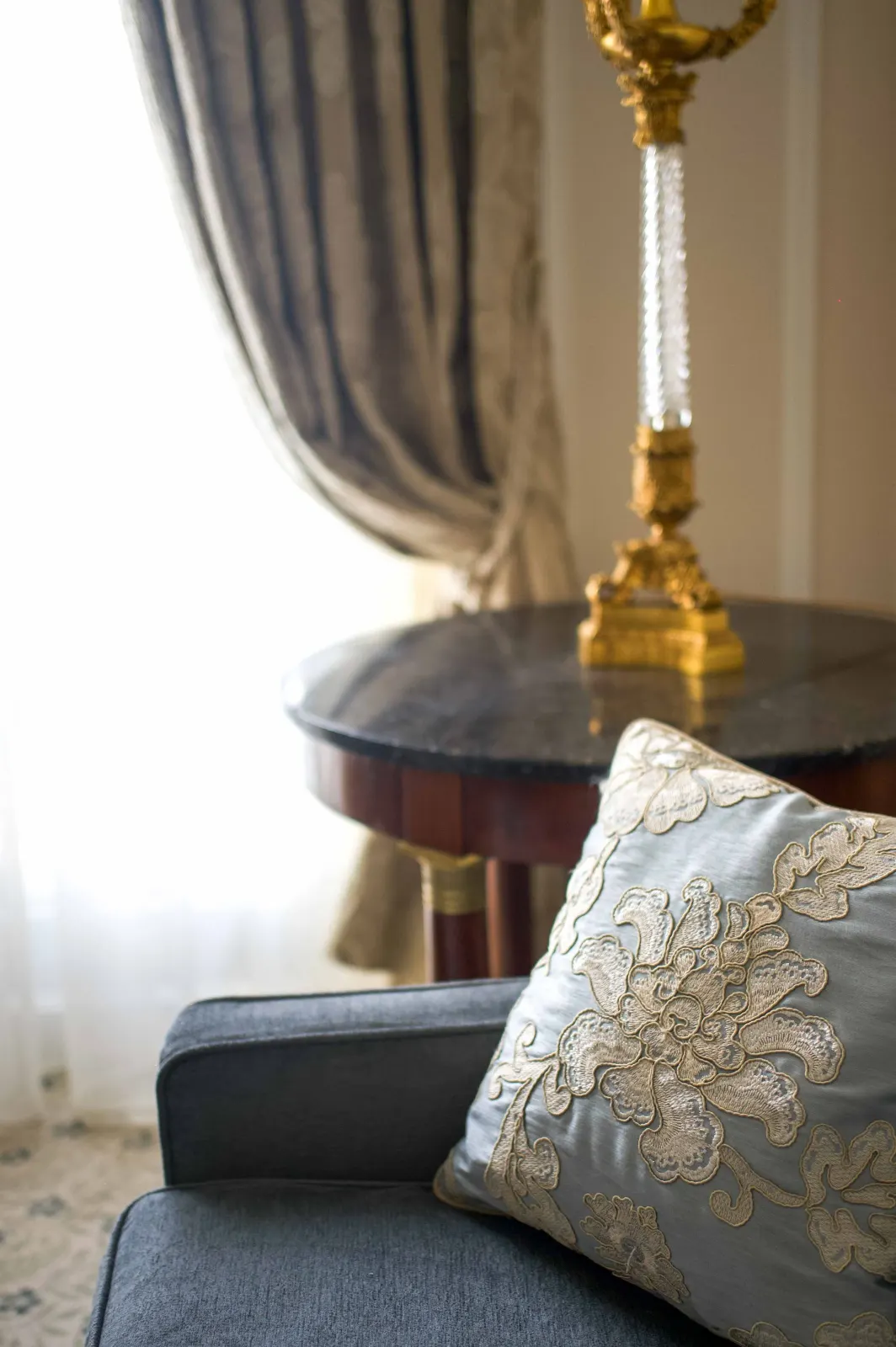 Hôtel San Regis, Paris : photographie de Jordan Sapally (69/92)
