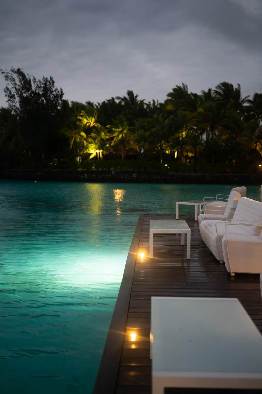St Regis Bora Bora : photographie de Jordan Sapally (40/111)