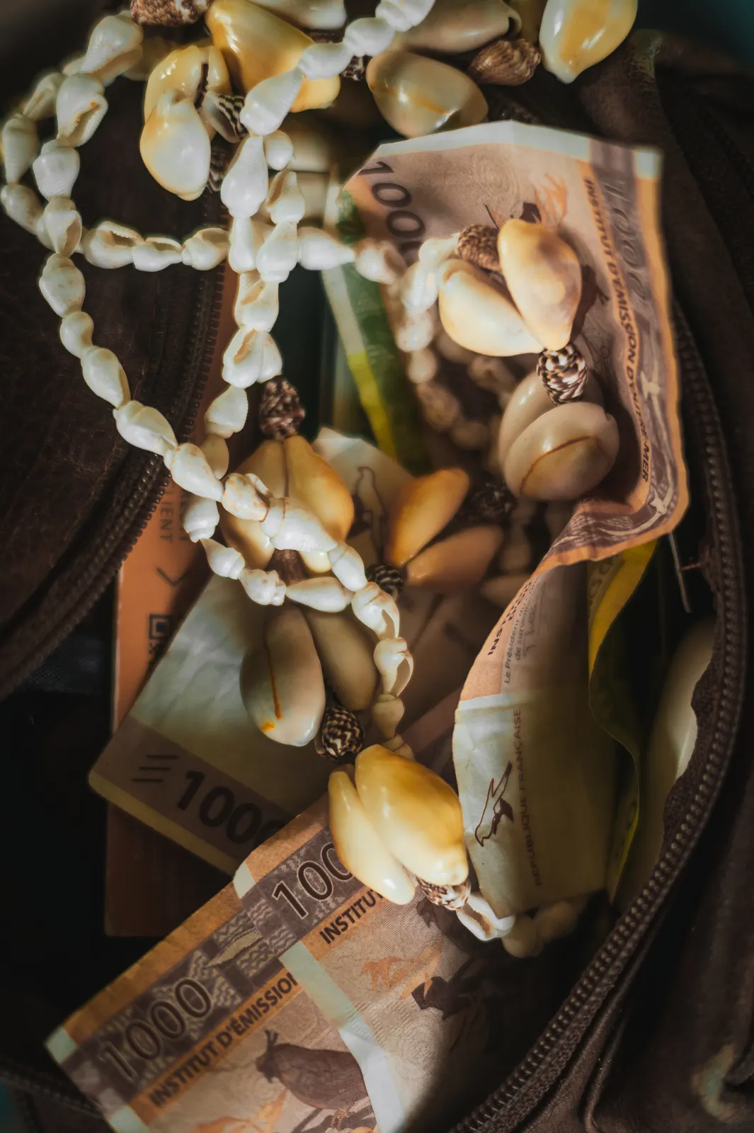 Polynésie française: photograph by Jordan Sapally (50/106)